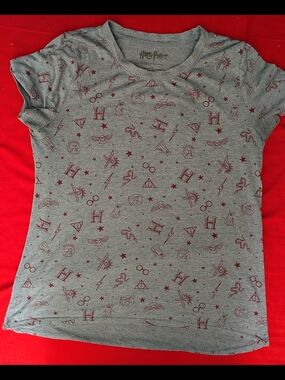Warner Bros. Harry Potter Heather Gray & Burgundy Icon Tee